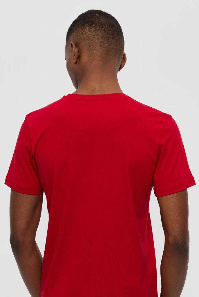 Damien :T-Shirt avec Écusson en Silicone - 29