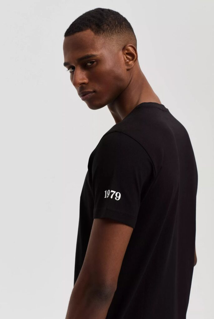 Decartes : T-Shirt à Logo Graphique - 10