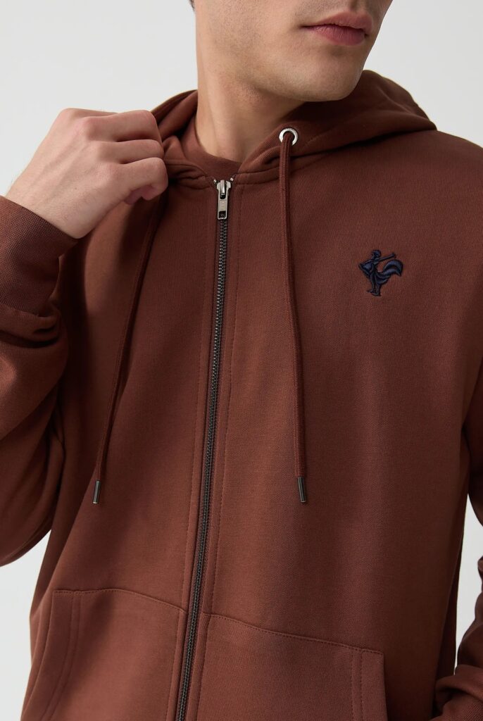 Ducasse : Sweat à Capuche et Fermeture Éclair avec Logo Emblématique du Coq Brodé - 29