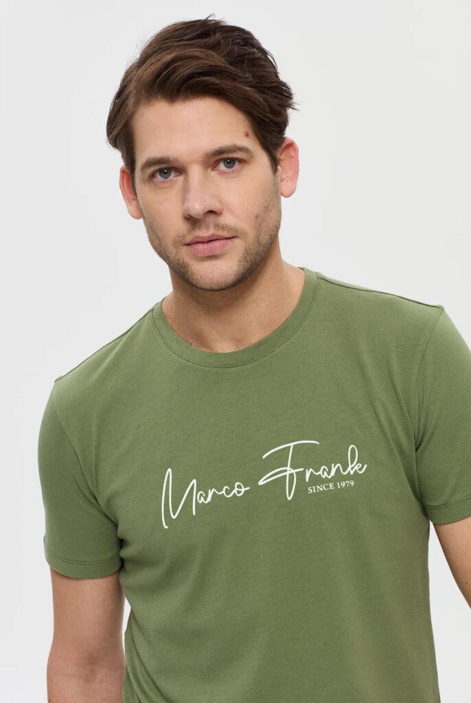 Fabien : T-Shirt avec Logo Manuscrit - 25