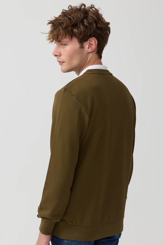 Faure : Sweat Brodé du Logo Emblématique - 45