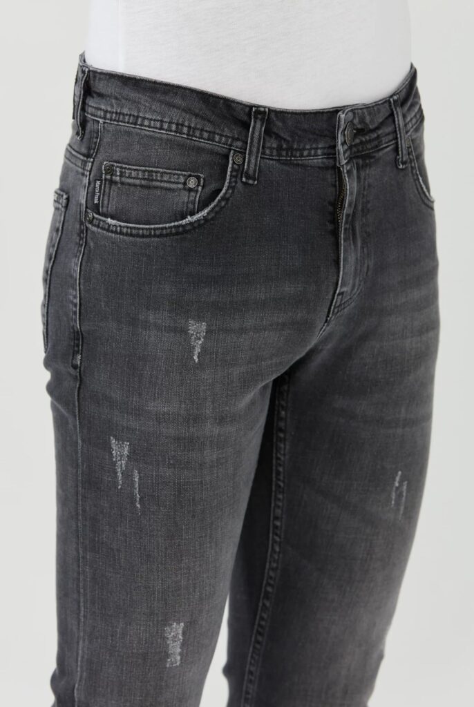 Kalman : Jeans Regular Fit en Denim avec des détails de déchirure - 14