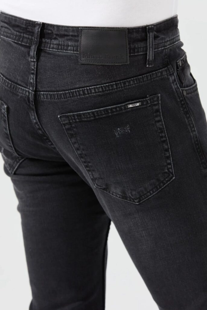 Kalman : Jeans Regular Fit en Denim avec des détails de déchirure - 11