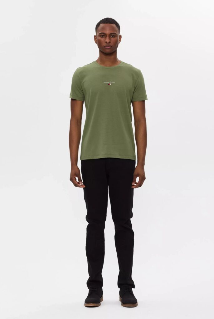 Léo : T-Shirt avec Logo et Drapeau Brodé - 35