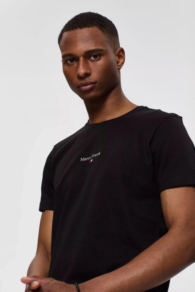 Léo : T-Shirt avec Logo et Drapeau Brodé - 18