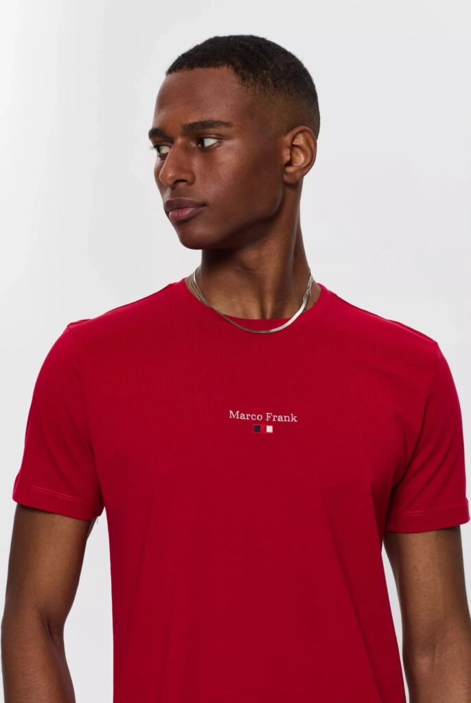 Léo : T-Shirt avec Logo et Drapeau Brodé - 27