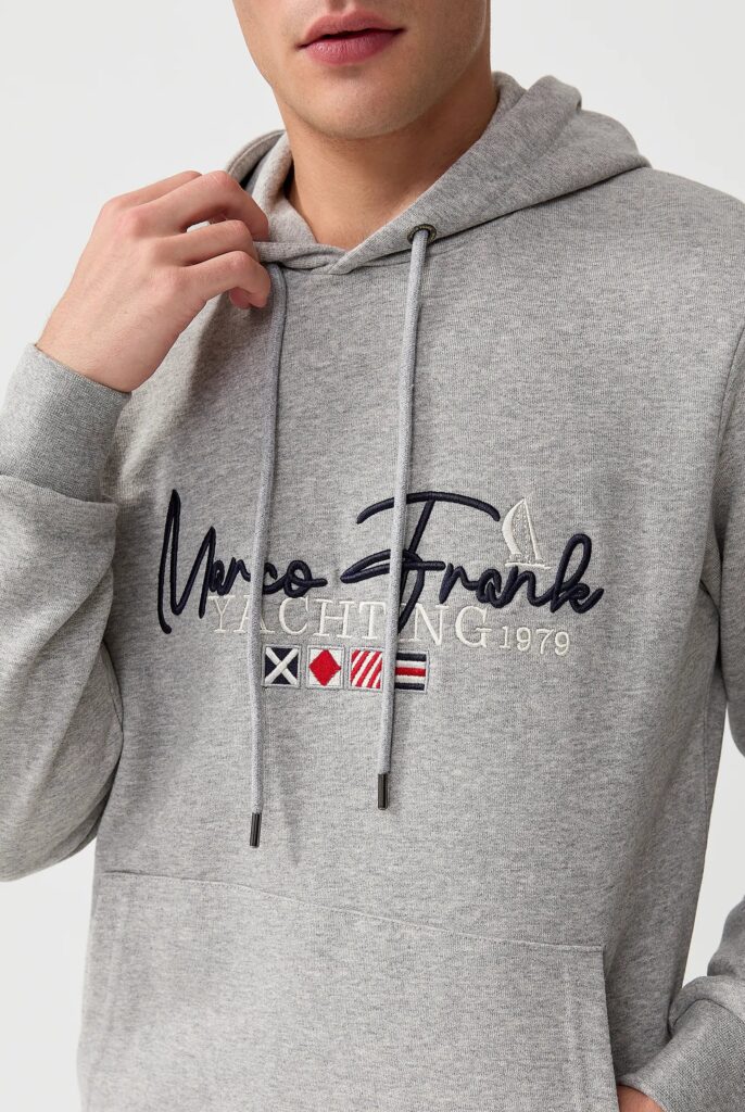 Matisse : Sweat à Capuche Brodé d’un Drapeau Style Nautique - 24