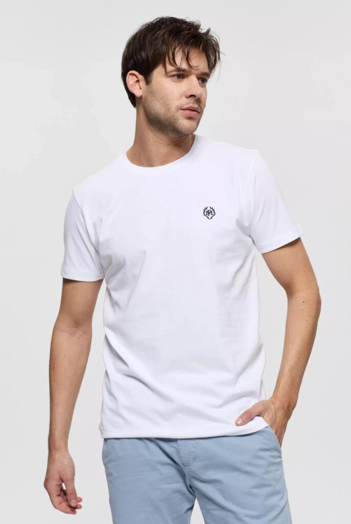 Maxence : T-shirt avec Logo en Couronne Brodé - 12