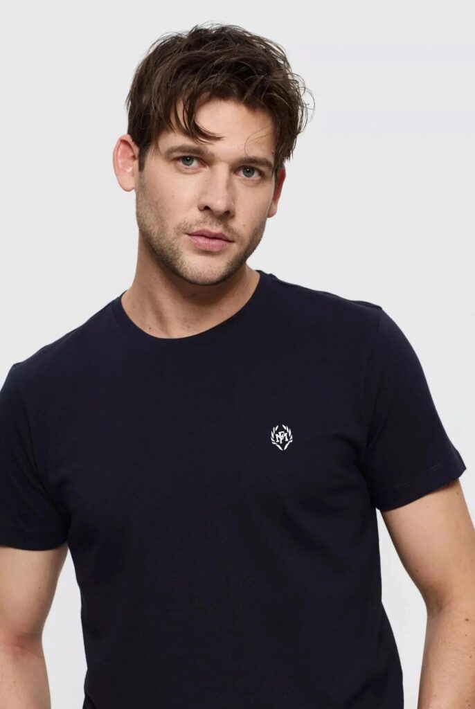 Maxence : T-shirt avec Logo en Couronne Brodé - 25