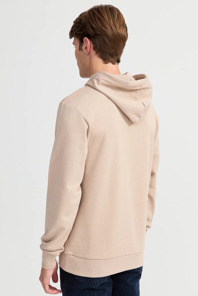 Moreau : Sweat à Capuche avec Logo Brodé - 10