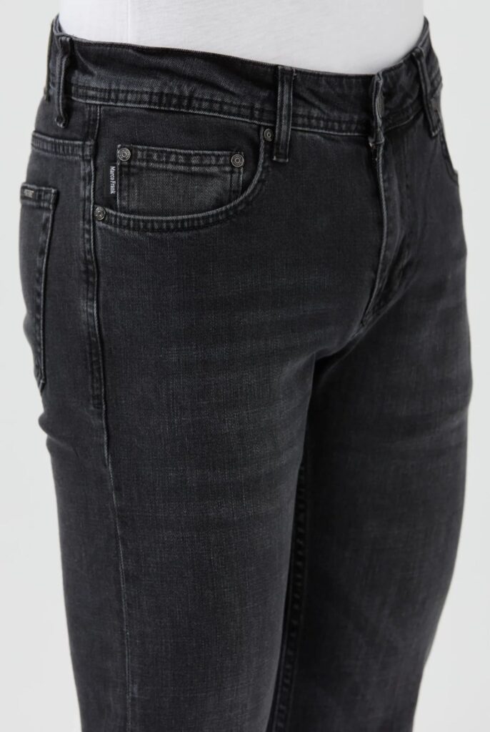 Nichol : Jeans regular fit en Denim Stretch - 24