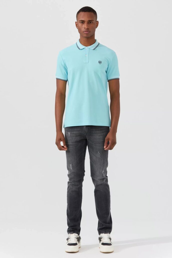 Nouvel : Polo avec Logo Brodé - 12