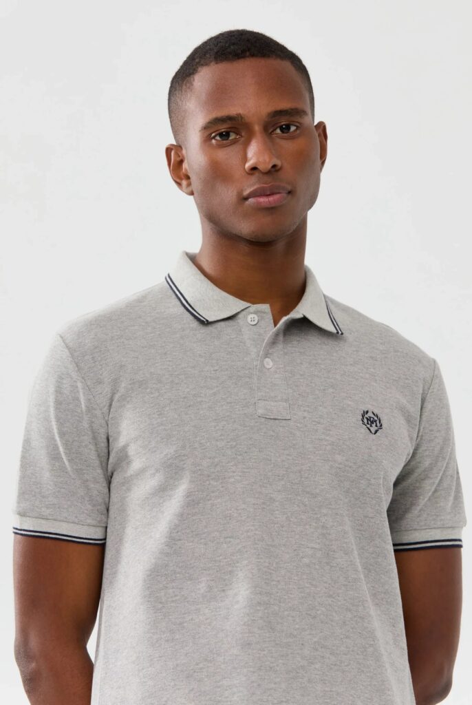 Nouvel : Polo avec Logo Brodé - 42