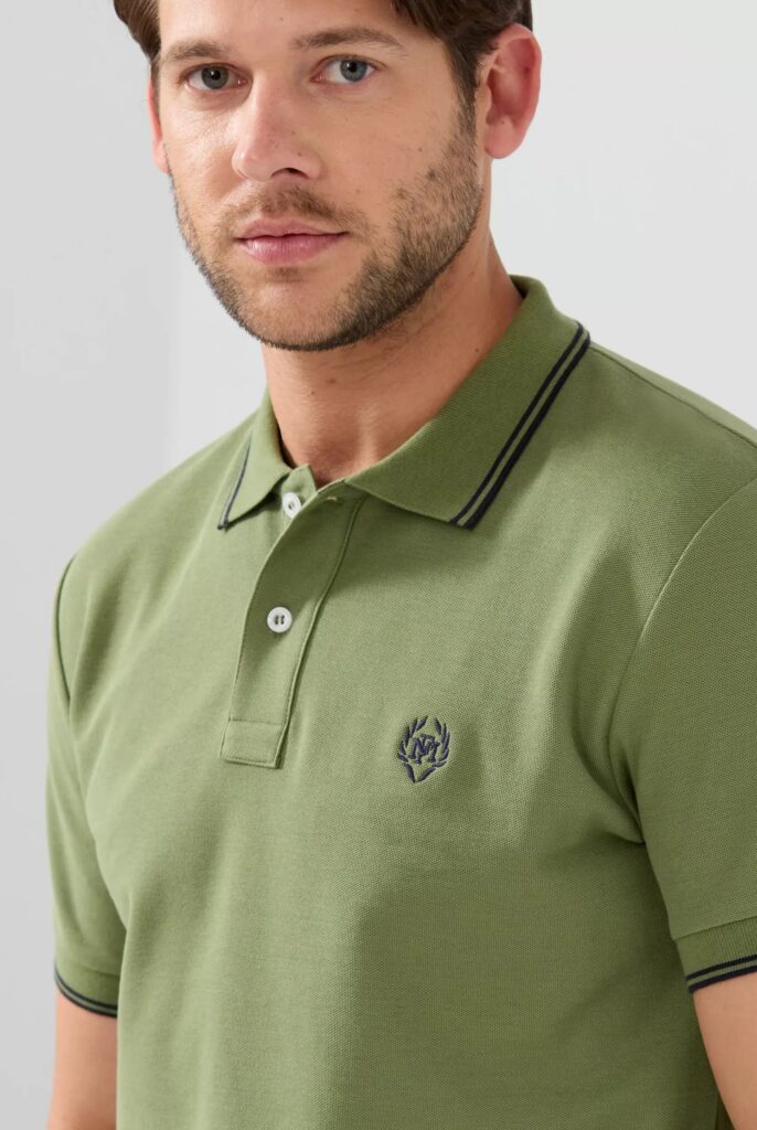 Nouvel : Polo avec Logo Brodé - 54