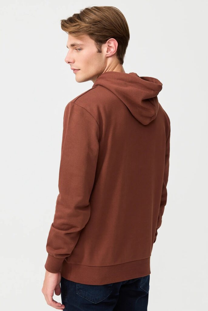 Paradis:  Sweat à Capuche avec l’emblématique Logo du Coq Brodé - 30