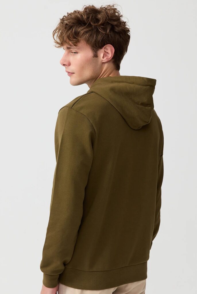 Paradis:  Sweat à Capuche avec l’emblématique Logo du Coq Brodé - 50