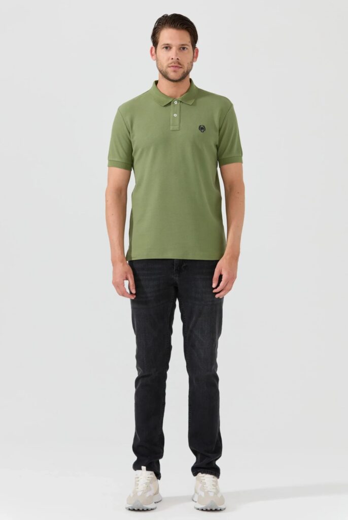 Pierre : Polo avec Logo Brodé - 27