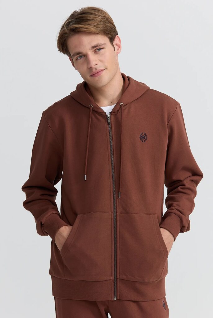 Simon : Sweat à Capuche avec Fermeture Éclair Brodé du Logo Emblématique - 46