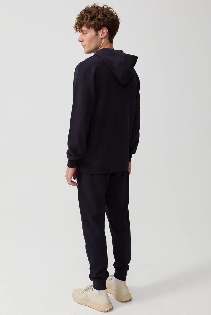 Visage:  Sweat à Capuche avec l’emblématique Logo du Coq Brodé - 23