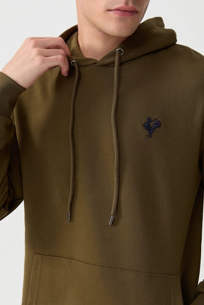 Visage:  Sweat à Capuche avec l’emblématique Logo du Coq Brodé - 54