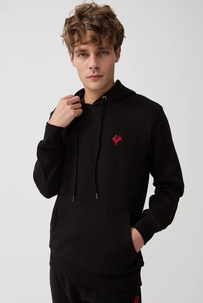 Visage:  Sweat à Capuche avec l’emblématique Logo du Coq Brodé - 62