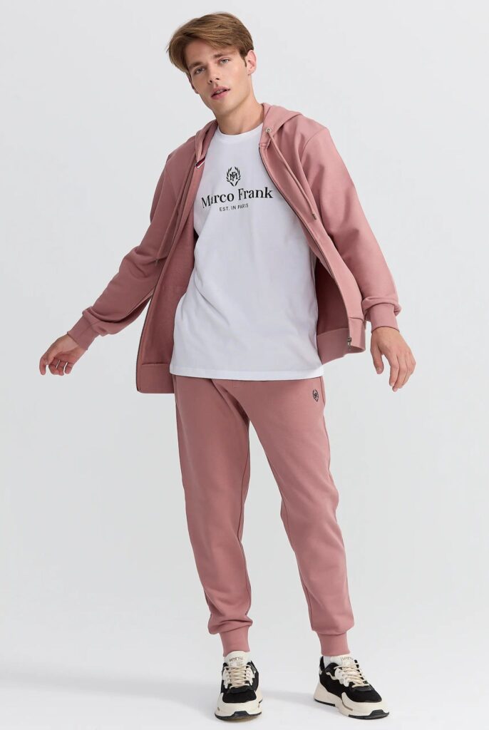 Wilson : Pantalon de survêtement Brodé du Logo Emblématique - 10