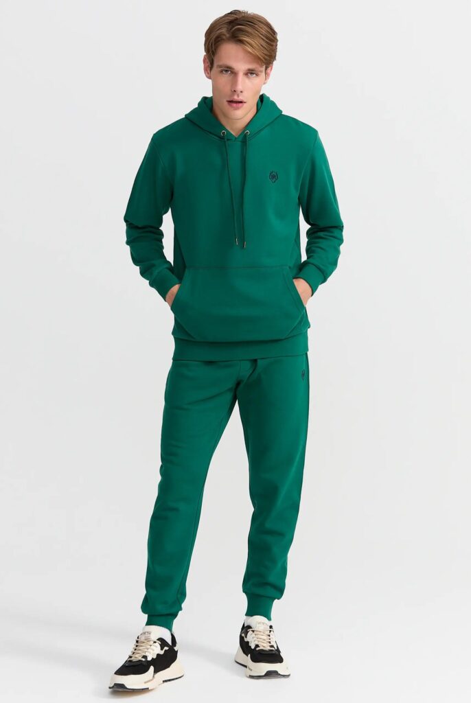 Wilson : Pantalon de survêtement Brodé du Logo Emblématique - 18